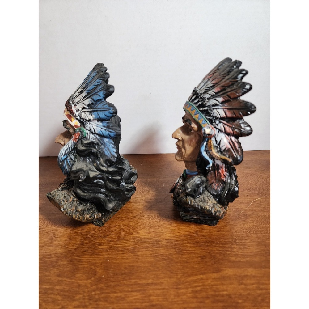2 Resin Native American Warrior Small Bust Blue & Red Feathered Headdress - Picture 2 of 7